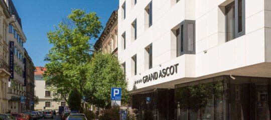 Grand Ascot Hotel - Vlucht + hotel Krakau