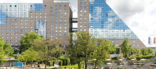 Estrel Hotel - Vlucht + hotel Berlijn