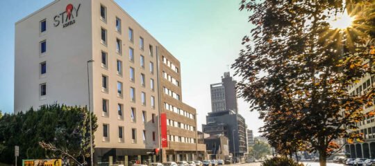 Stay Hotel Porto Centro Trindade - Vlucht + hotel Porto