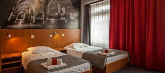 Hotel Alexander - Vlucht + hotel Krakau