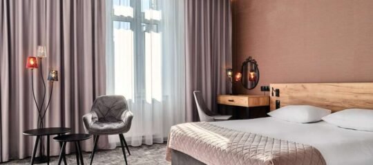 1891 Garni - Vlucht + hotel Krakau