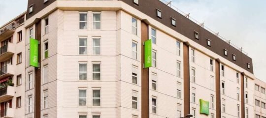 Ibis Styles Paris Mairie de Montreuil - Vlucht + hotel Parijs