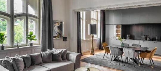 MN6 Luxury Suites by Adrez