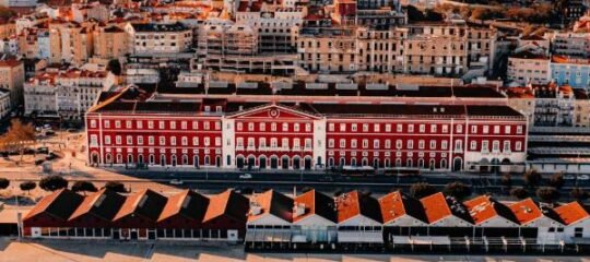 The Editory Riverside Hotel, an Historic Hotel