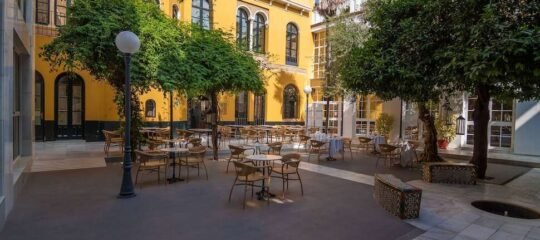 Hotel San Gil - Vlucht + hotel Sevilla