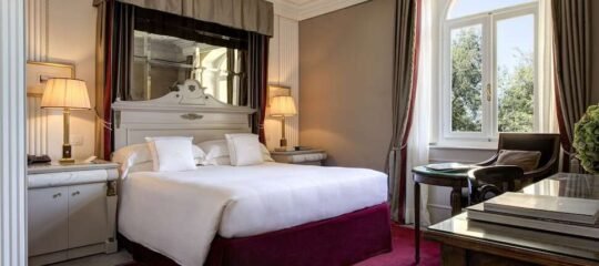 Regency - Vlucht + hotel Florence