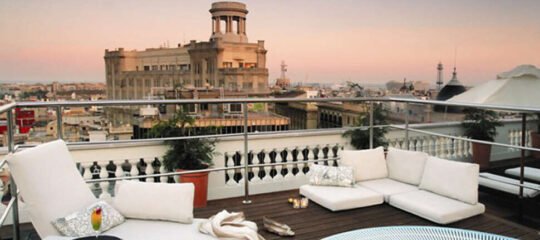 H10 Montcada Boutique Hotel - Vlucht + hotel Barcelona