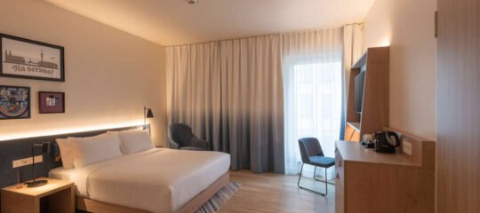 Hampton by Hilton Vienna City West - Vlucht + hotel Wenen