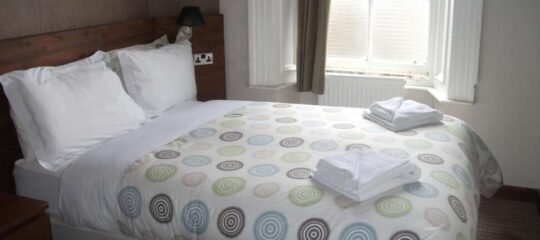 Edinburgh House - Vlucht + hotel Edinburgh