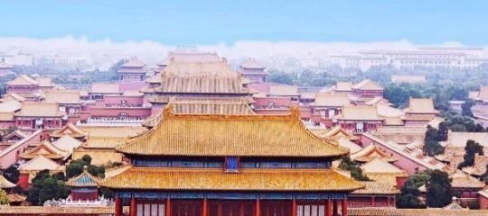 base-Beijing Sanlitun Serviced Apartment-Close to Forbidden City, Tian'anmen Square &Bike rental &Subway Line 2&3&17 &Free coffee &Washing machine, Kitchen &English speaking &High speed free WiFi &Robot