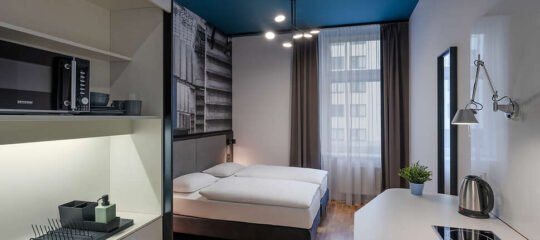 Dean's Home Budapest - Vlucht + hotel Boedapest