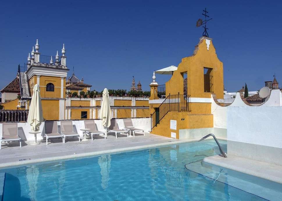 Hotel Las Casas de la Juderia - Vlucht + hotel Sevilla