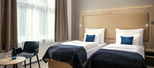 Hotel Astoria - Vlucht + hotel Praag