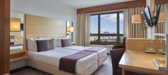 Hotel Acores Lisboa - Vlucht + hotel Lissabon