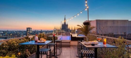 IH Hotel Ambasciatori - Vlucht + hotel Milaan