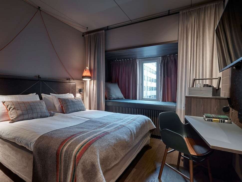 Downtown Camper by Scandic - Vlucht + hotel Stockholm
