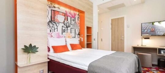 Motel L Alvsjo - Vlucht + hotel Stockholm