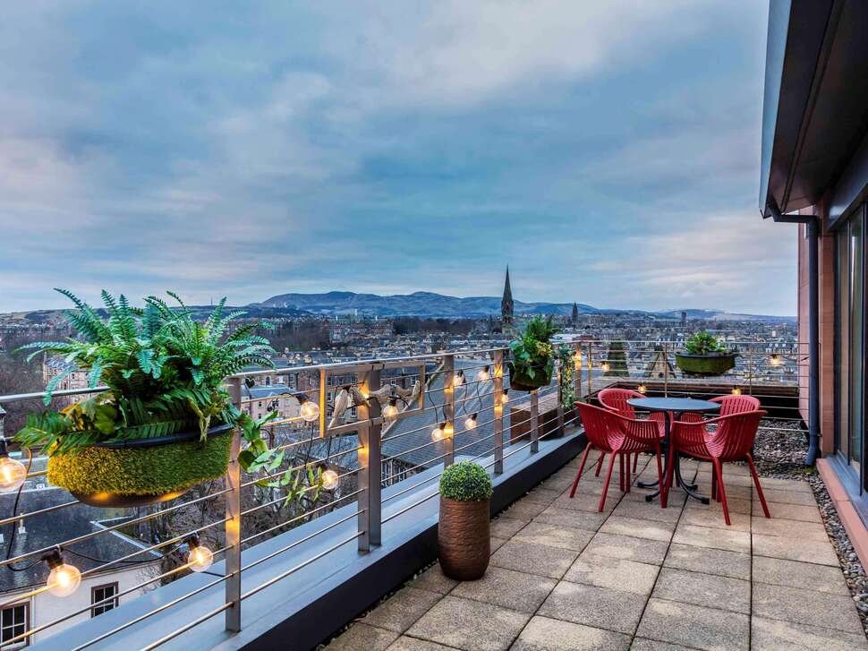 Novotel Edinburgh Centre Hotel - Vlucht + hotel Edinburgh