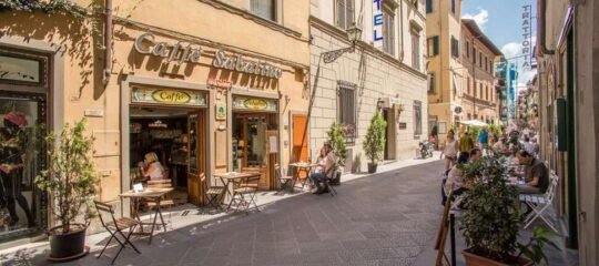 Hotel Nuova Italia - Vlucht + hotel Florence