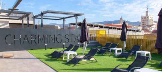 Nono Charming Stay - Vlucht + hotel Málaga