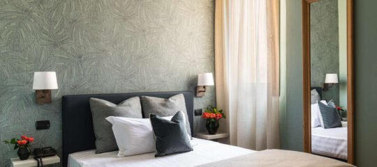 Porta San Mamolo - Vlucht + hotel Bologna