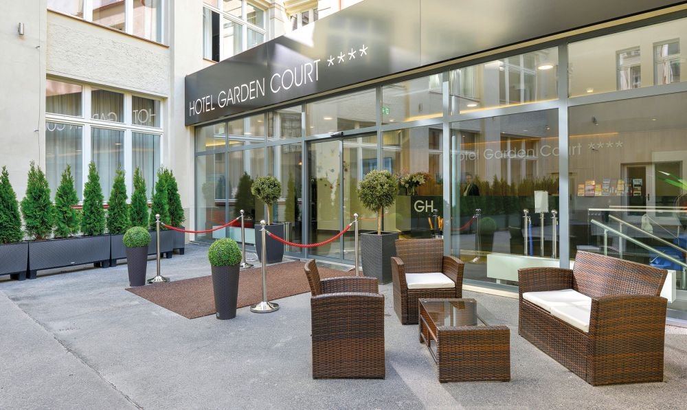 Garden Court