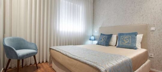 Signature Appartementen Santa Catarina - Vlucht + hotel Porto