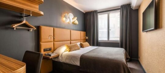 Hotel Residence Europe - Vlucht + hotel Parijs