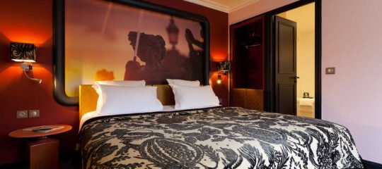 Hotel Fontaines du Luxembourg - Vlucht + hotel Parijs