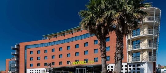 B&B Hotel Pisa - Vlucht + hotel Pisa