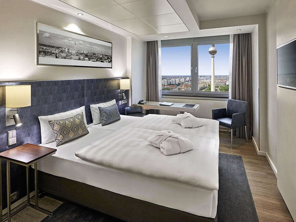 Park Inn by Radisson Alexanderplatz - Vlucht + hotel Berlijn