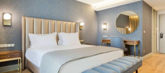 Hotel Acta The Avenue - Vlucht + hotel Porto