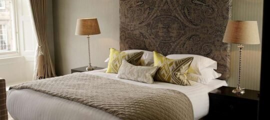 Nira Caledonia Hotel - Vlucht + hotel Edinburgh