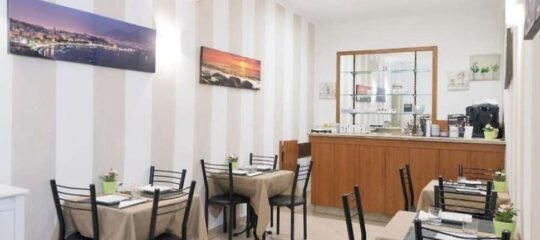 San Marco Hotel - Vlucht + hotel Napels