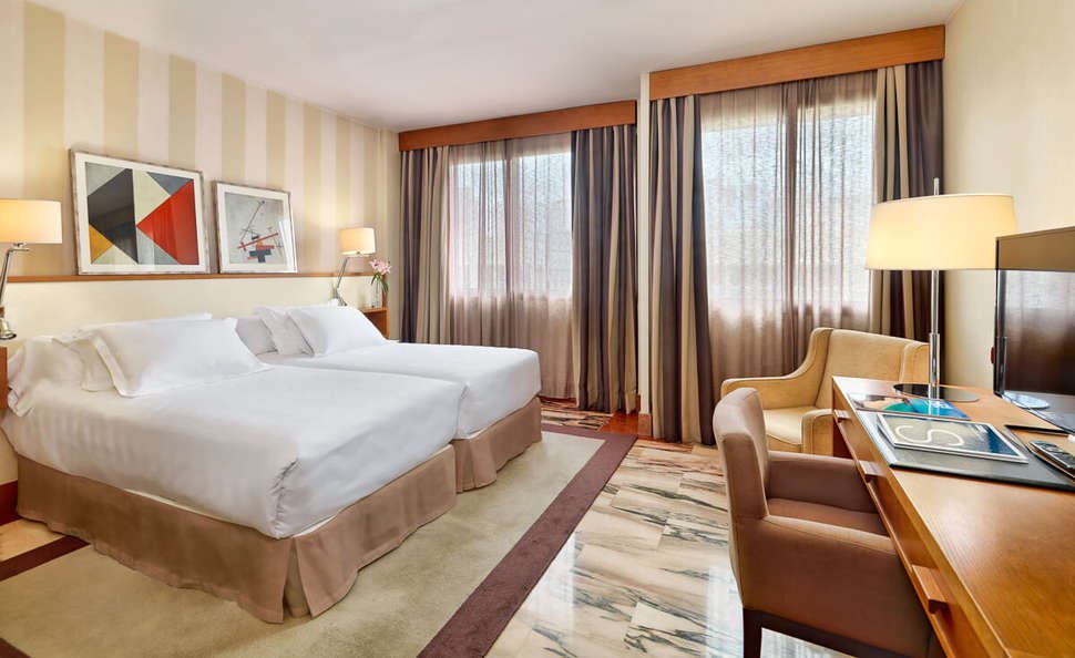 H10 Tribeca - Vlucht + hotel Madrid