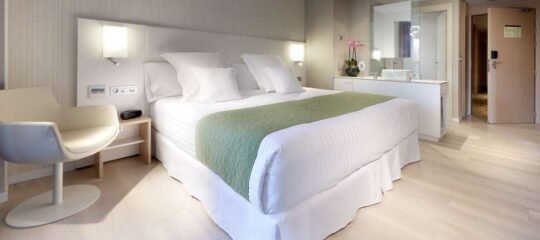 Barcelo Bilbao Nervion - Vlucht + hotel Bilbao