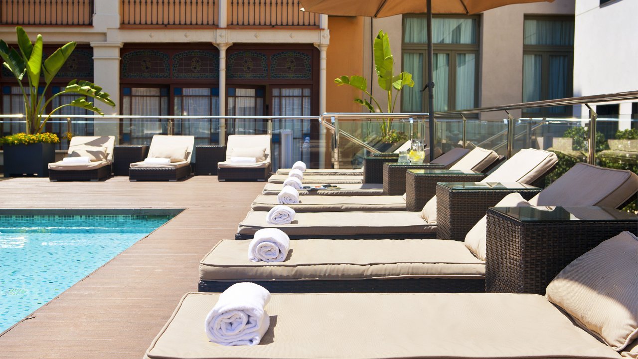 Grupotel Gran Via 678 - Vlucht + Hotel Barcelona