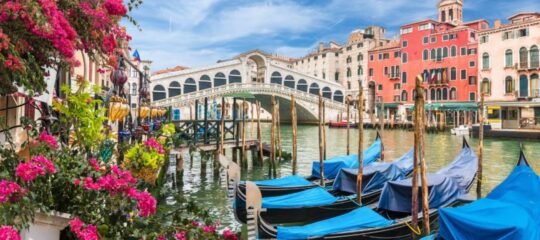 NH Venezia Laguna Palace - Vlucht + Hotel Venetië