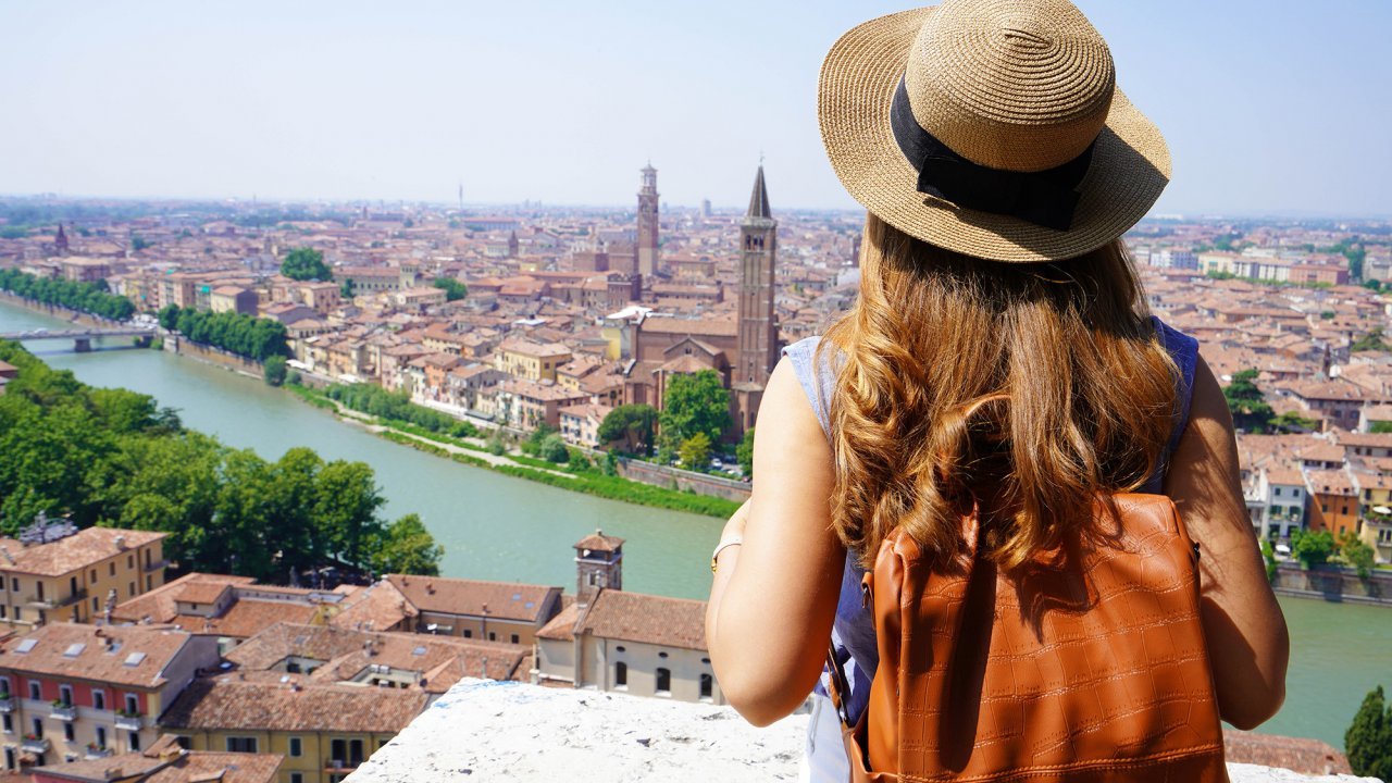 Novo Hotel Rossi - Vlucht + Hotel Verona