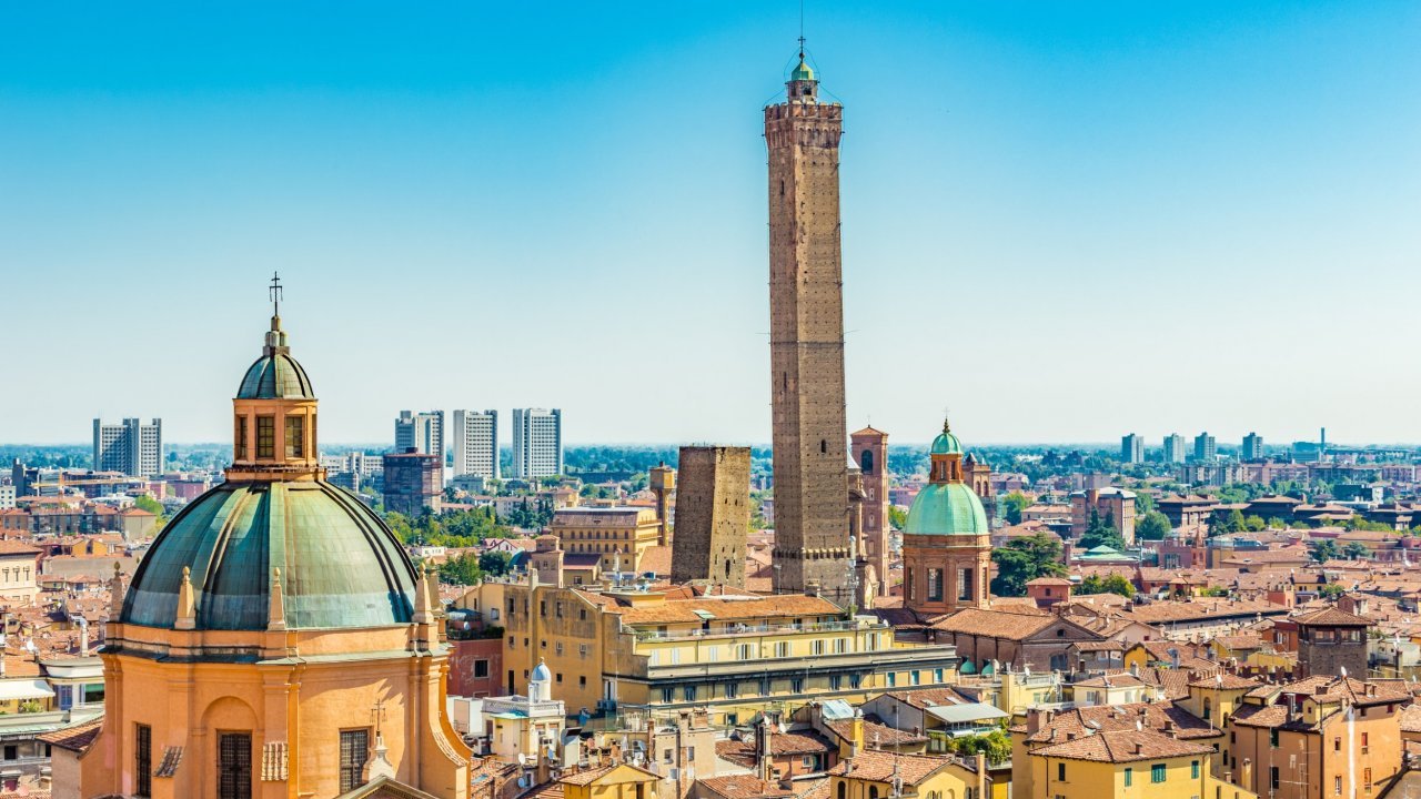 Suite Hotel Elite - Vlucht + Hotel Bologna