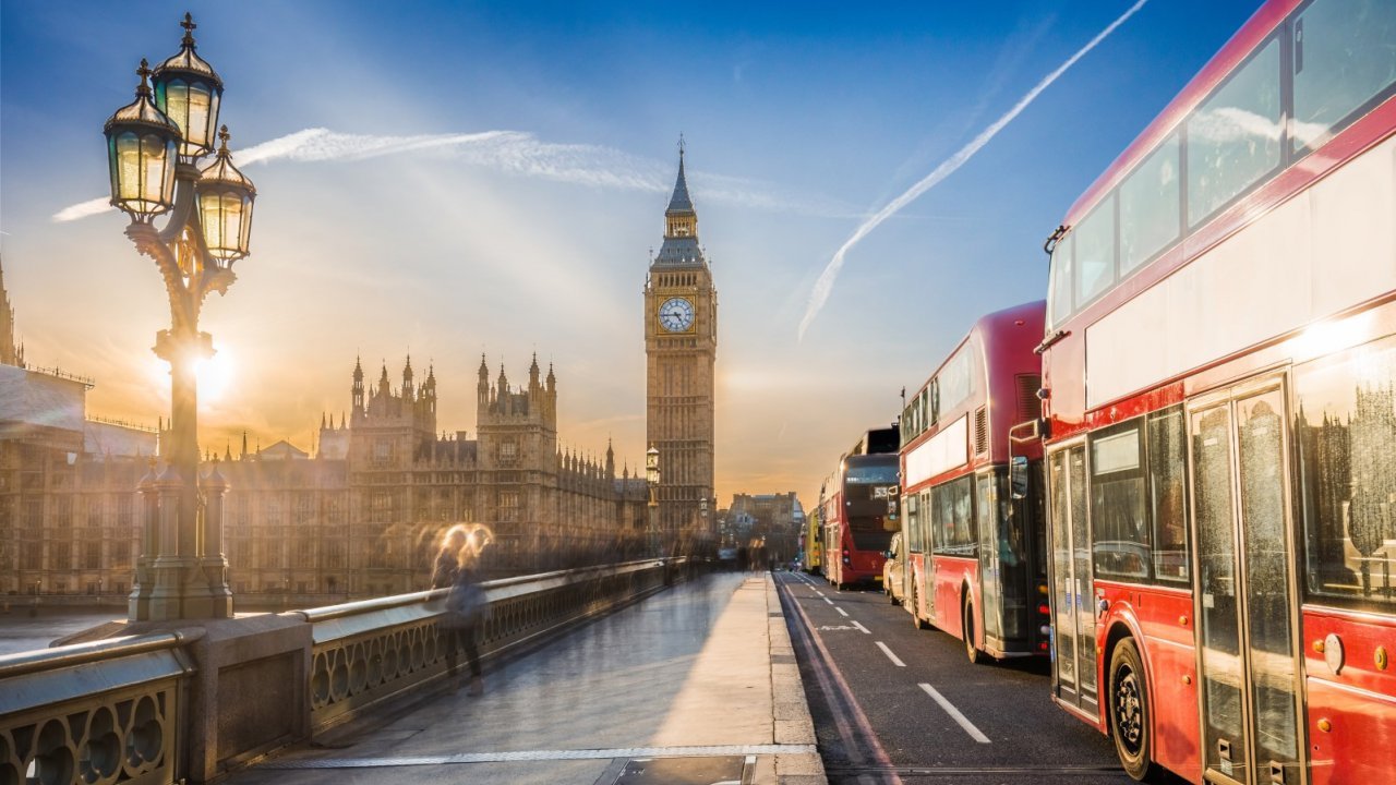 The Columbia - Vlucht + Hotel Londen
