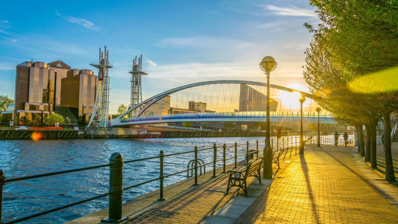AC Hotel by Marriott Manchester City Centre - Vlucht + Hotel Manchester