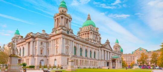 The Malone - Vlucht + Hotel Belfast