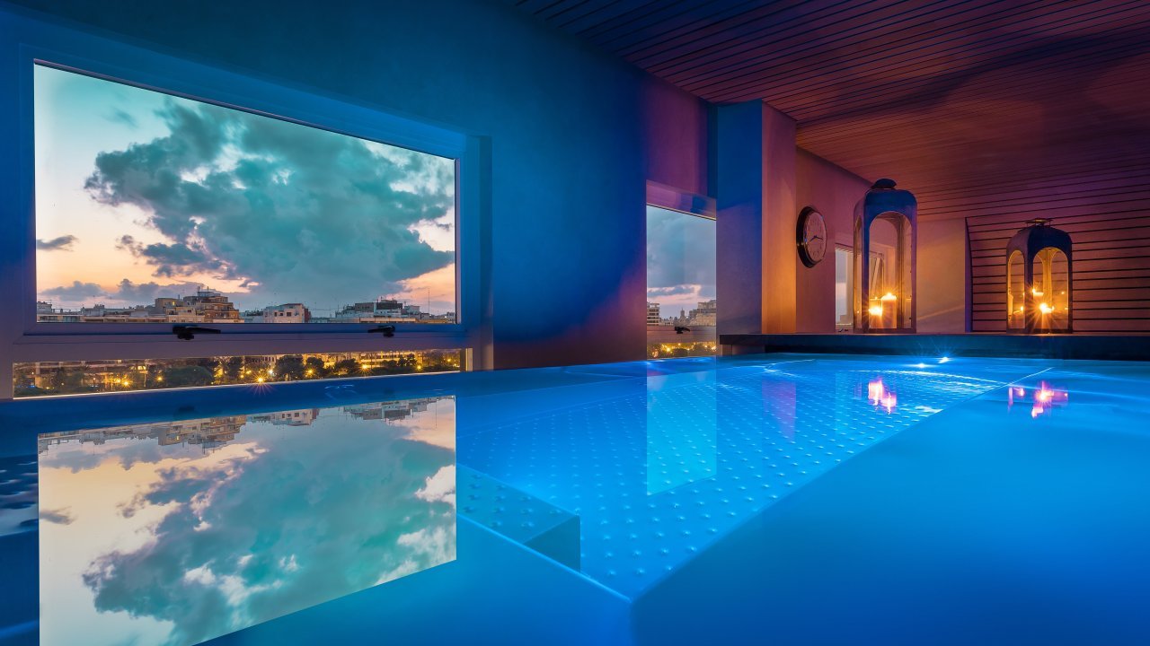 SH Valencia Palace - Vlucht + Hotel Valencia