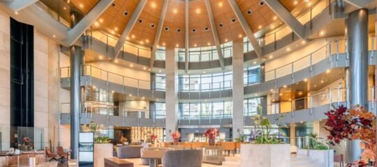 Eurostars Suites Mirasierra - Vlucht + Hotel Madrid