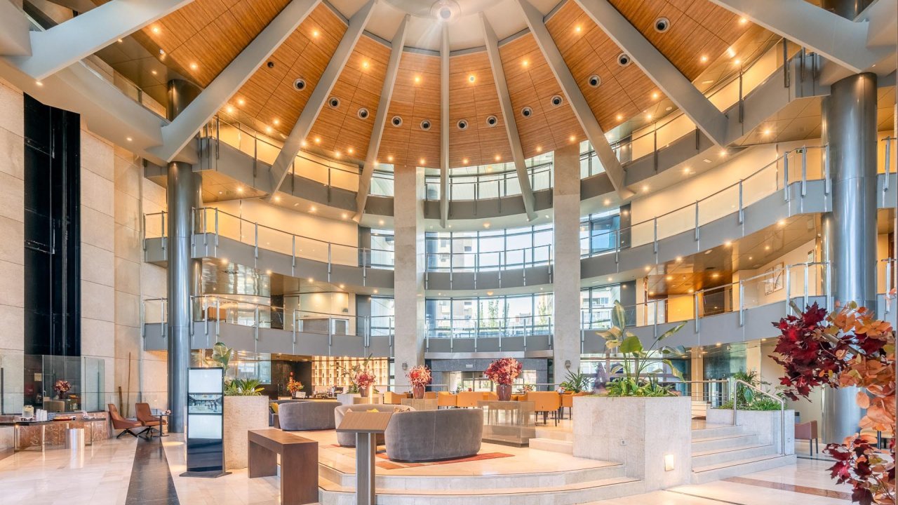 Eurostars Suites Mirasierra - Vlucht + Hotel Madrid