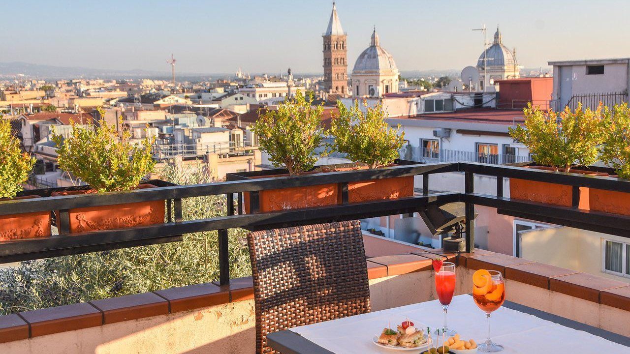 Diana Roof Garden - Vlucht + Hotel Rome