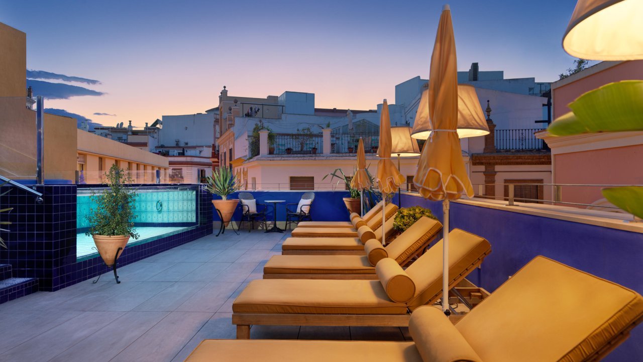 Hotel H10 Corregidor Boutique - Vlucht + Hotel Sevilla