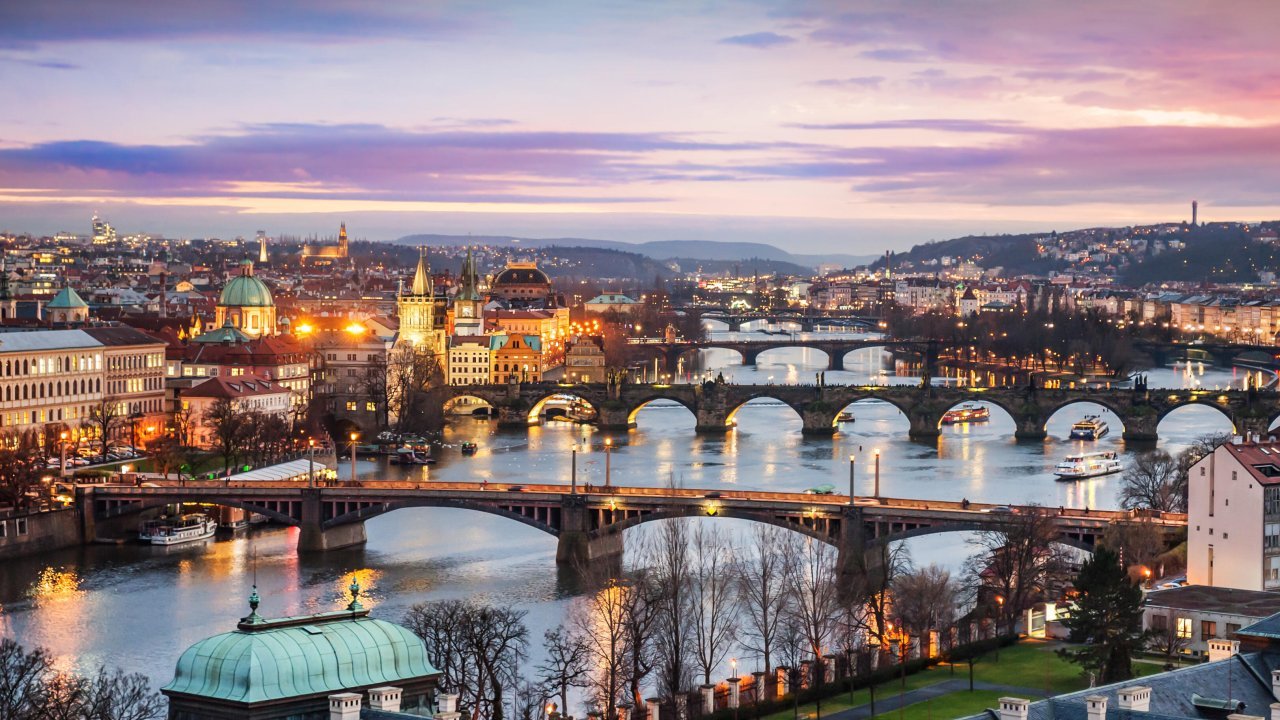 Occidental Praha - Vlucht + Hotel Praag