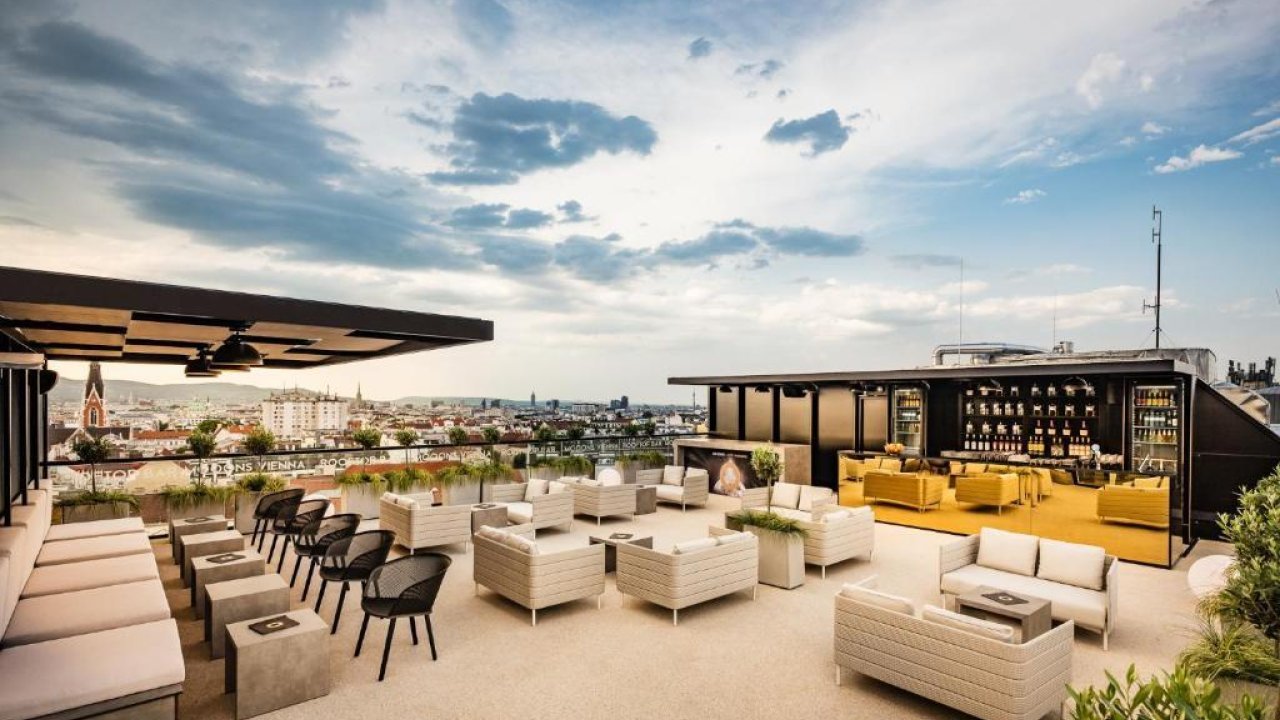 MOOONS Hotel Vienna - Vlucht + Hotel Wenen